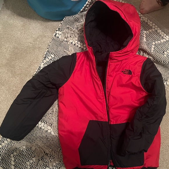 Boy’s reversible coat - Picture 2 of 2